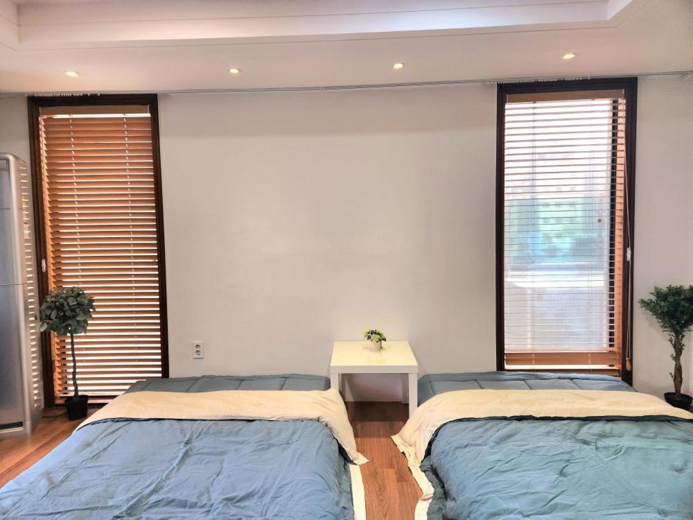 Gyeongbokgung Seochon Dalbit Guest house