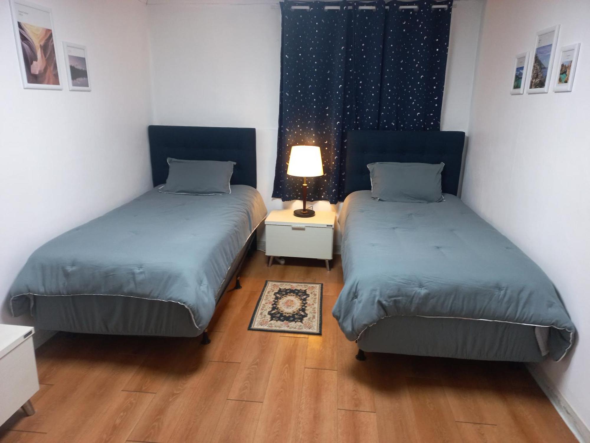 Newly Renovated Spacious 2 Bedroom Unit In Hbc #1 Seoul
