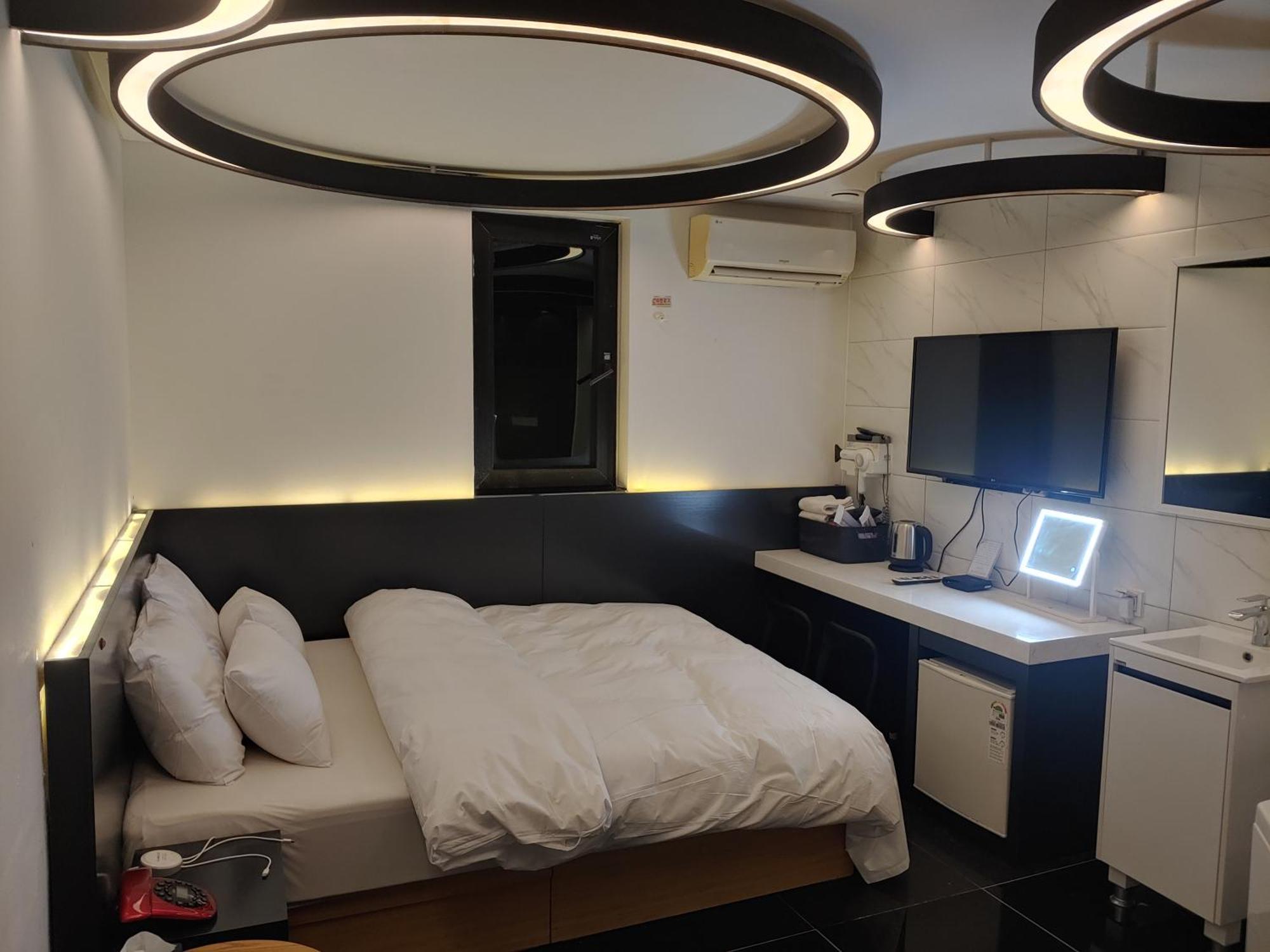 Hotel Pop2 Jongno Seoul