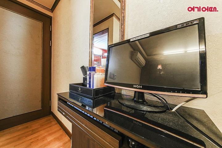 Coups Hotel 2*