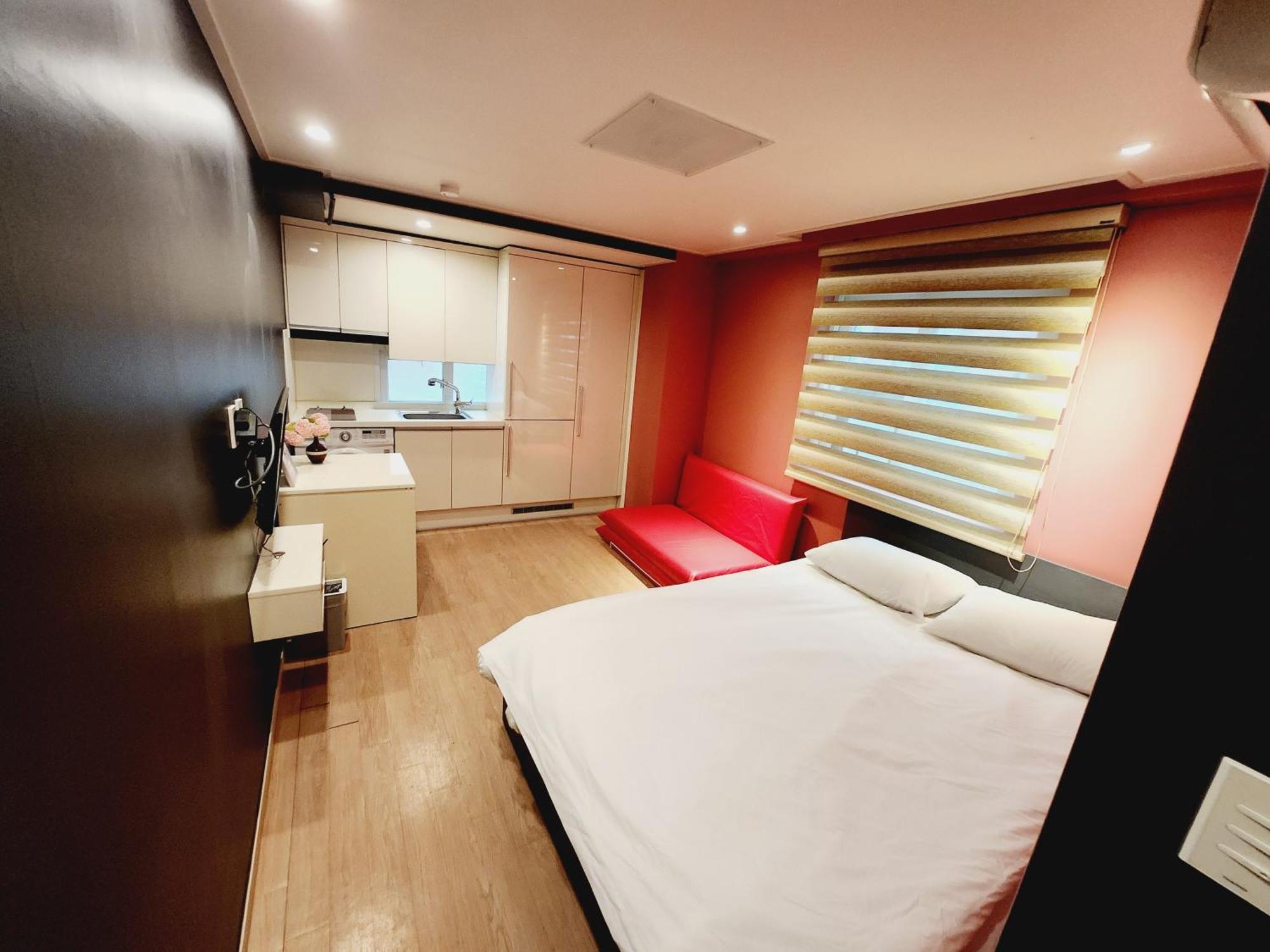 Olive R Hotel