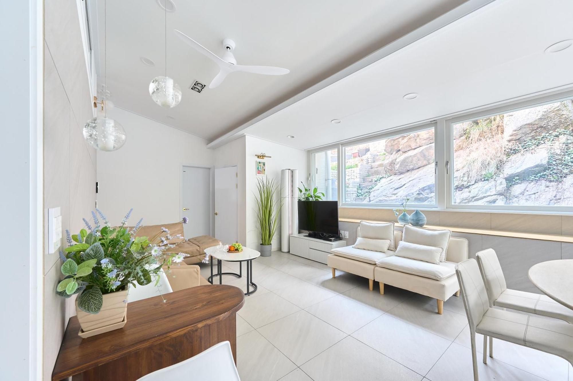 Holiday home Seochon Secret Cave House