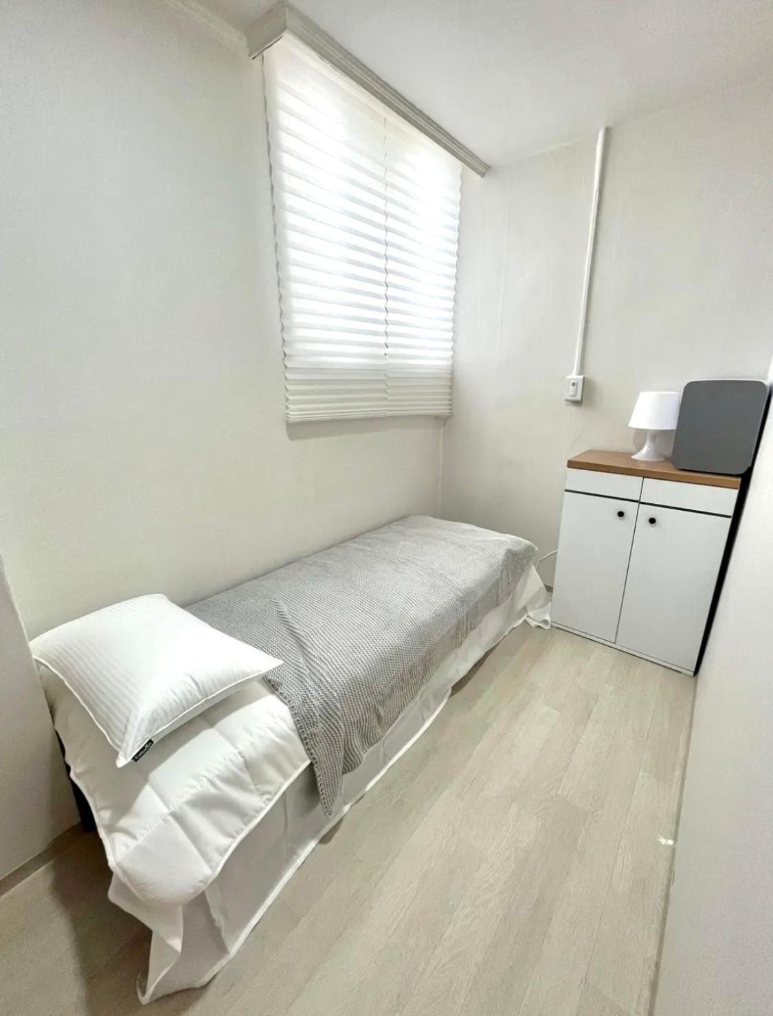 The Cube House - Female Only Hostel