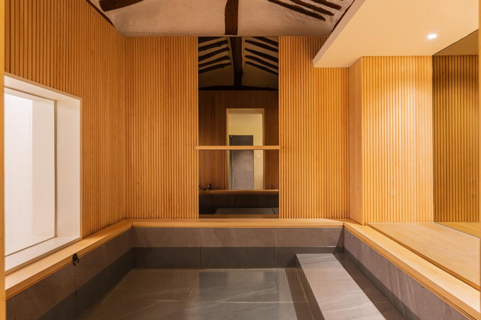 Alley Haven Villa