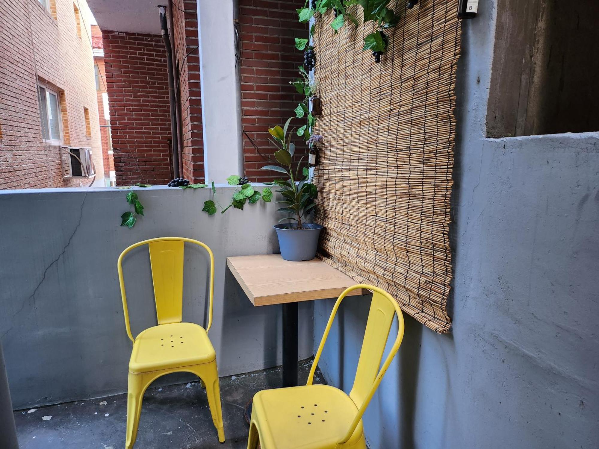 Newly Renovated 2 Bedroom #7 * Seoul