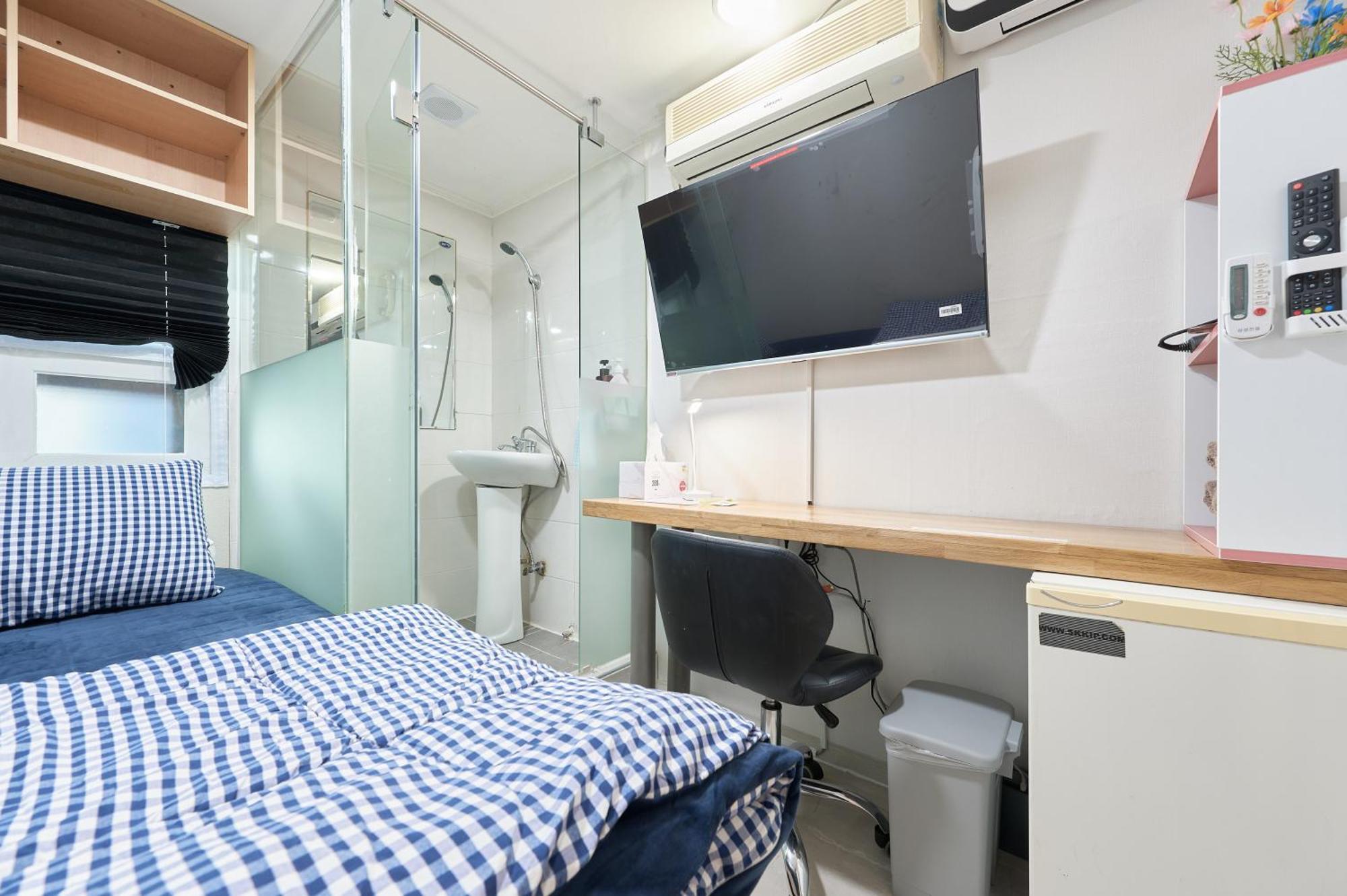 Snowflower Homestay Seoul