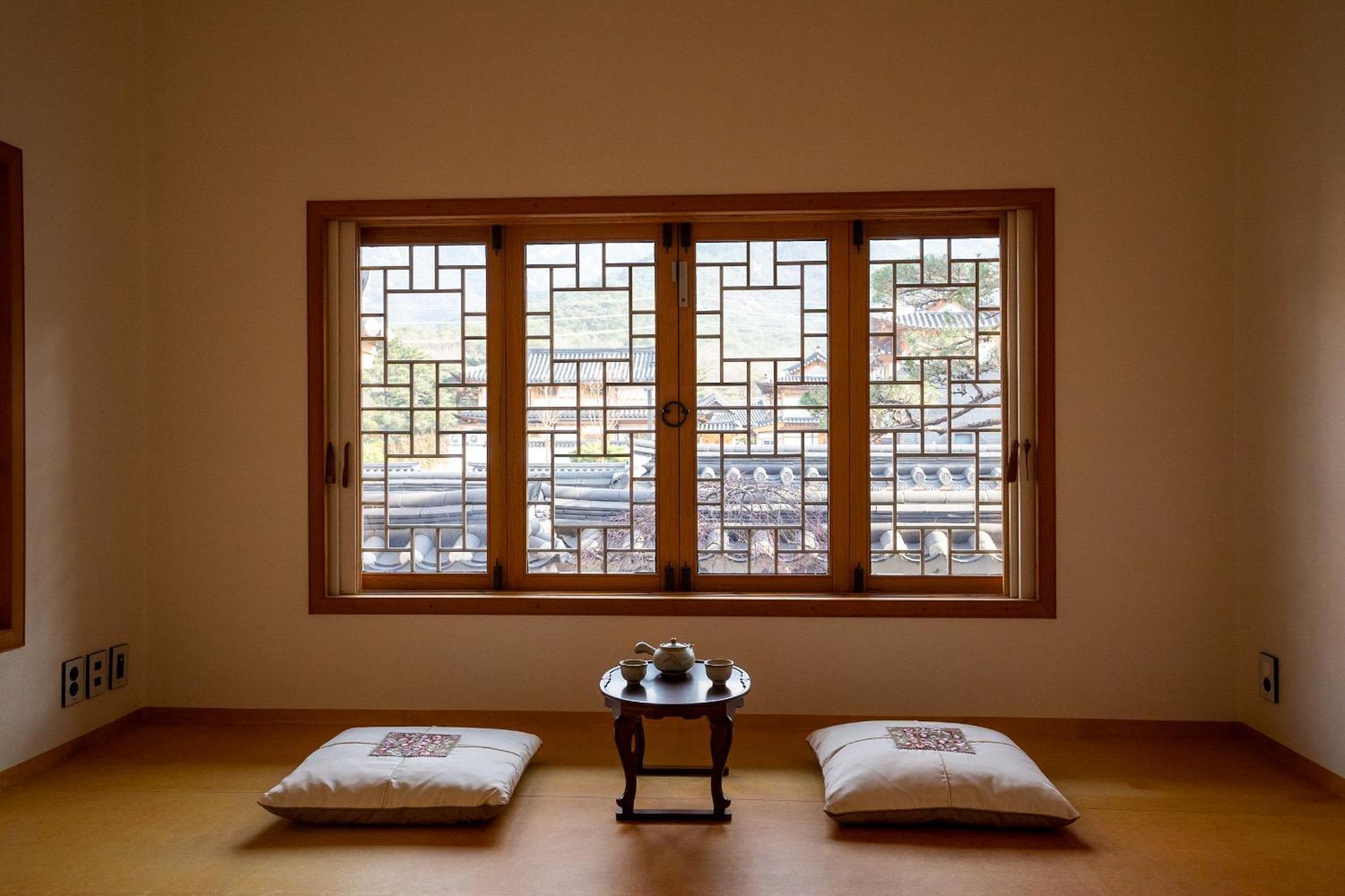 Sirakdang Hanok