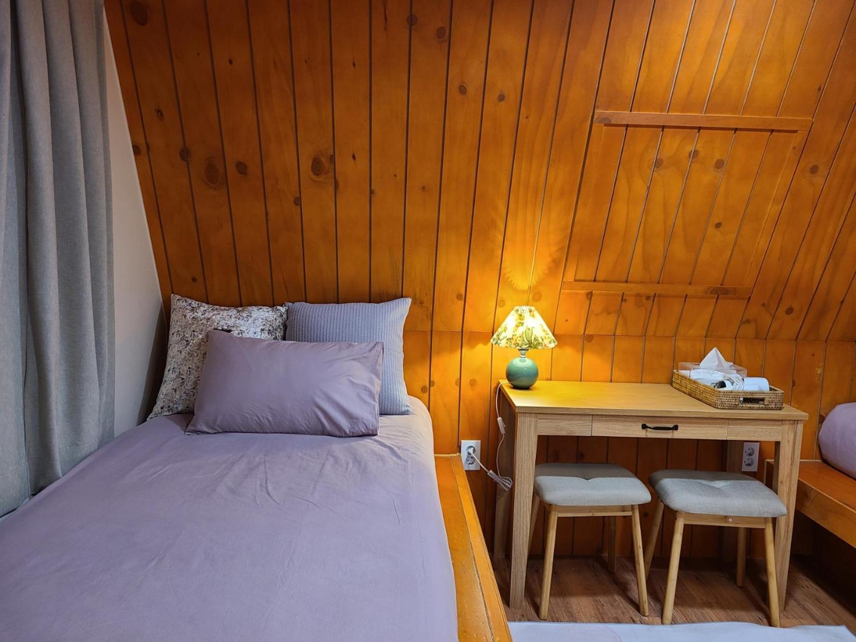 Batwo - For Foreigners Only Guest house Seoul