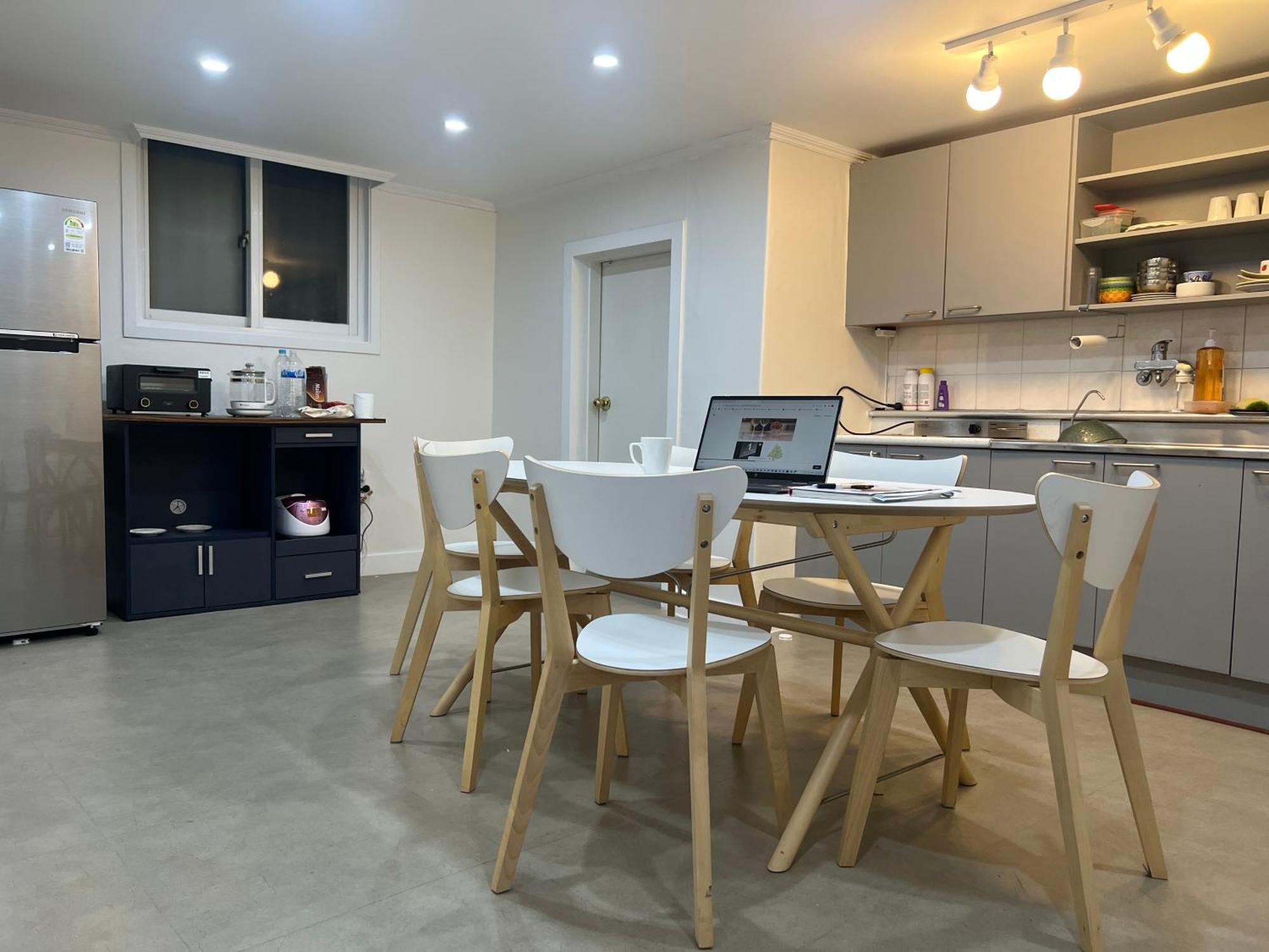 Hongdae Hk Villa *