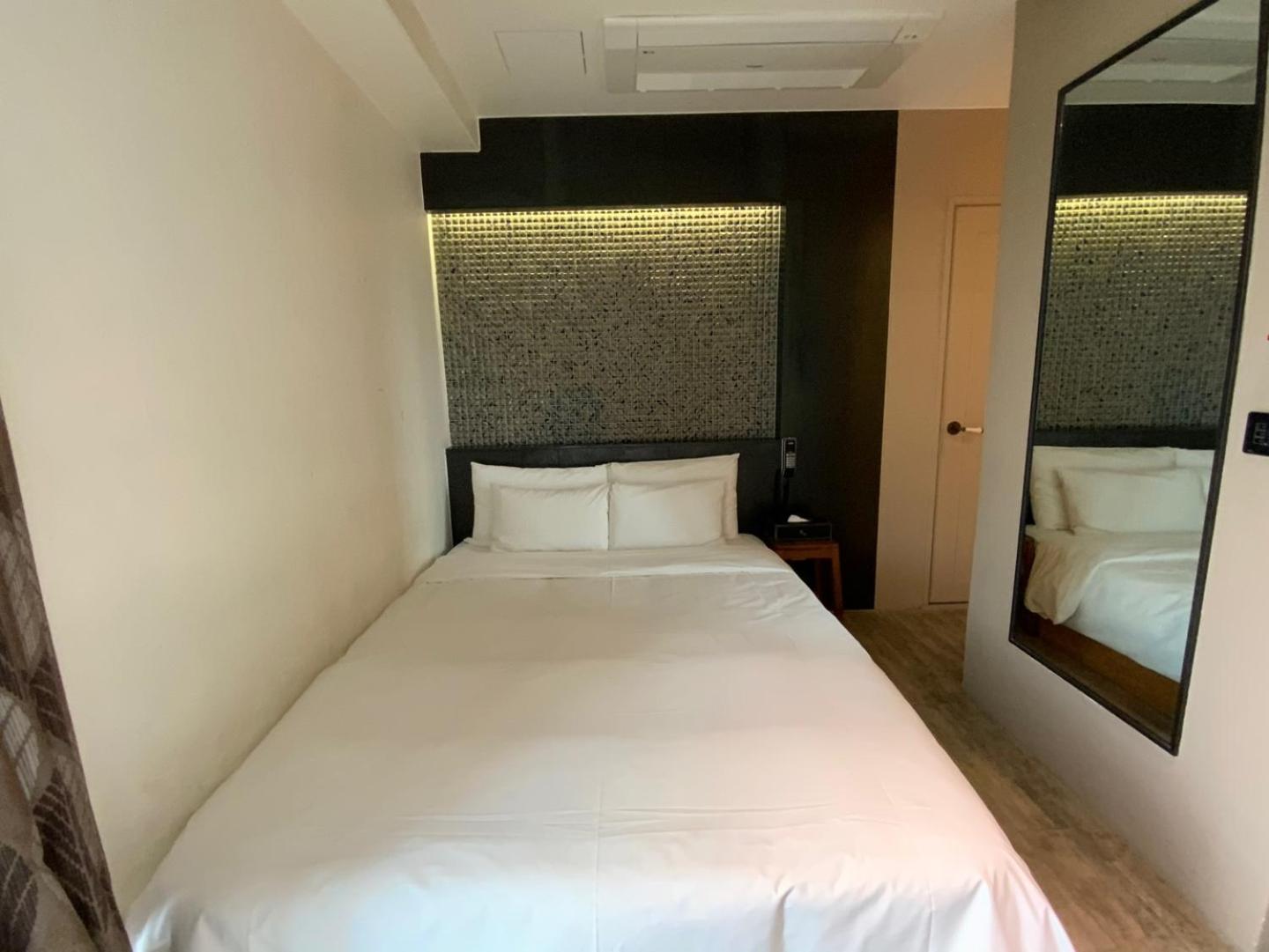 Hotel 31page