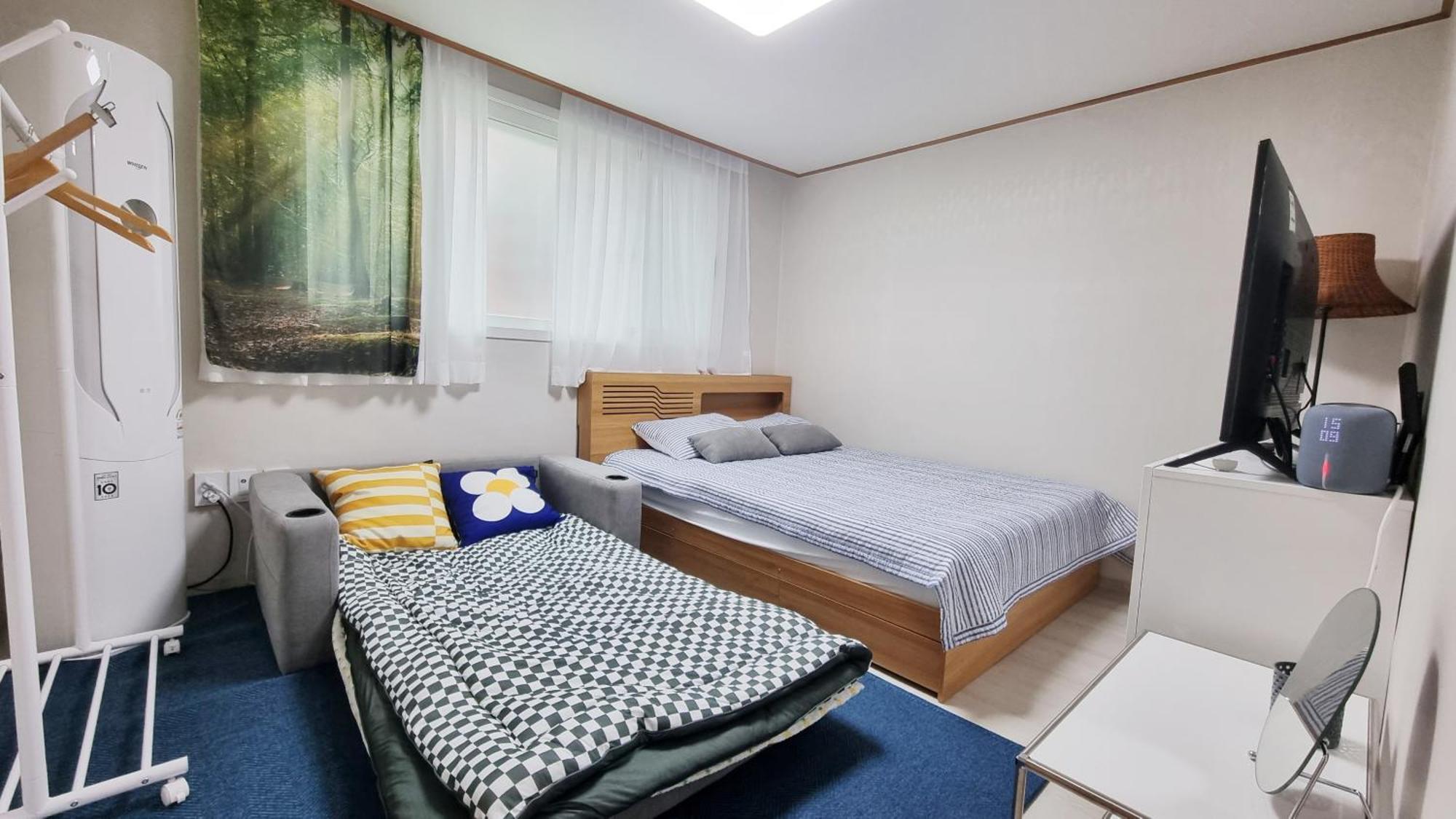 Hongdae&sinchon 10min Cozy House With 2 Bedrooms Pangsapuri *