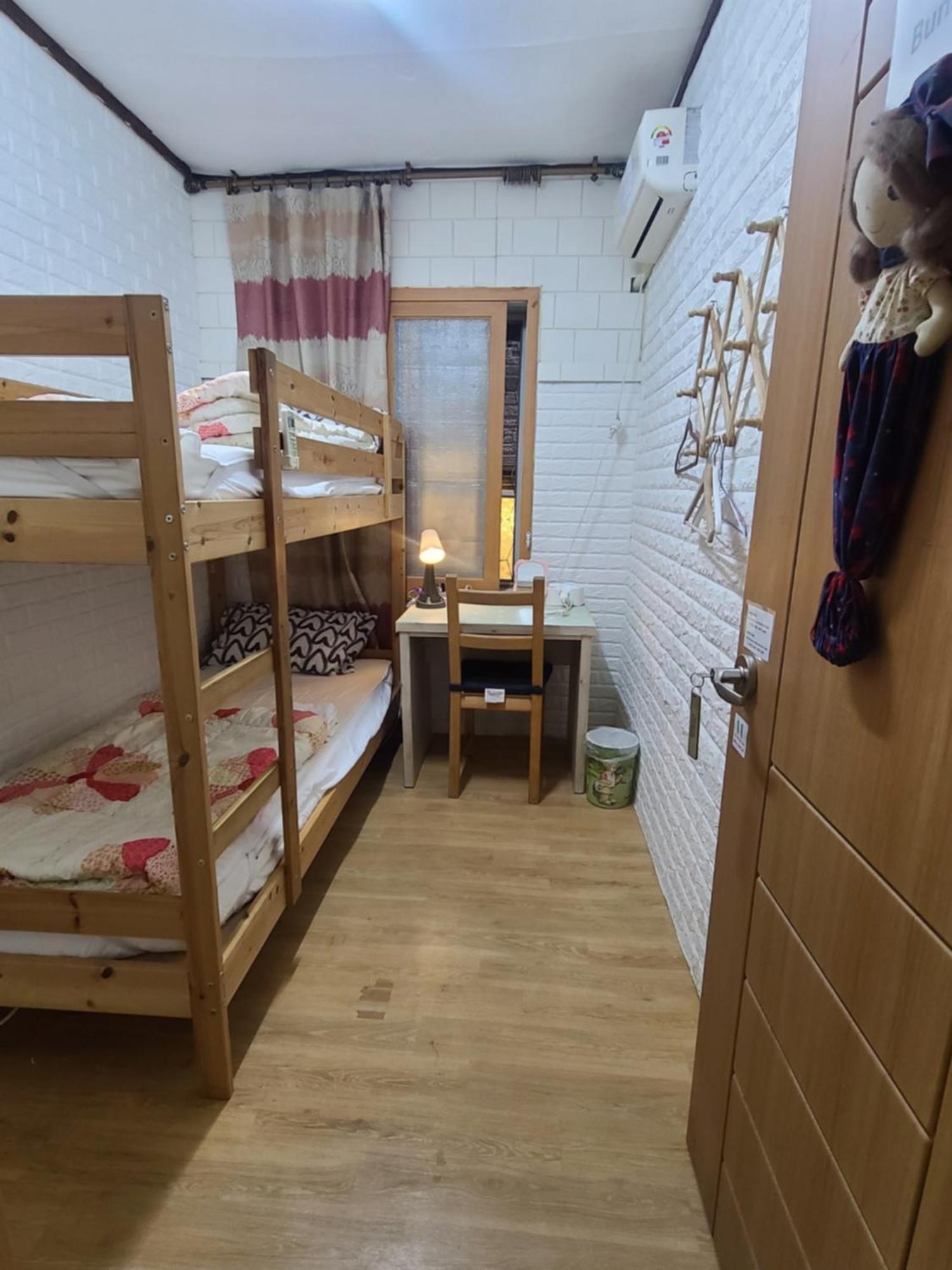 Apple Tree Guest house 2*