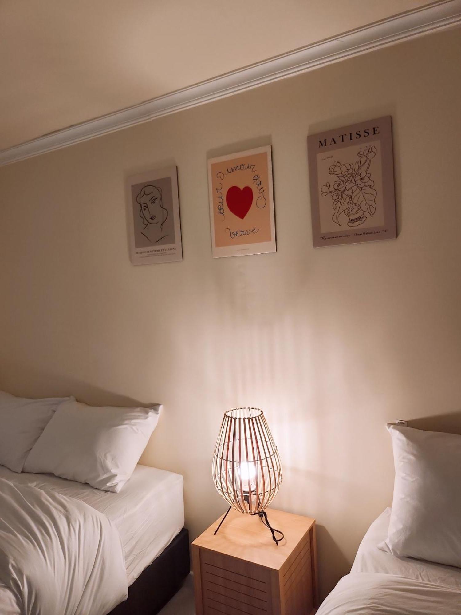 Villa Osondoson Stay-5min To Hapjeong Station, Family Favorites, 3bed Room, Large Living *