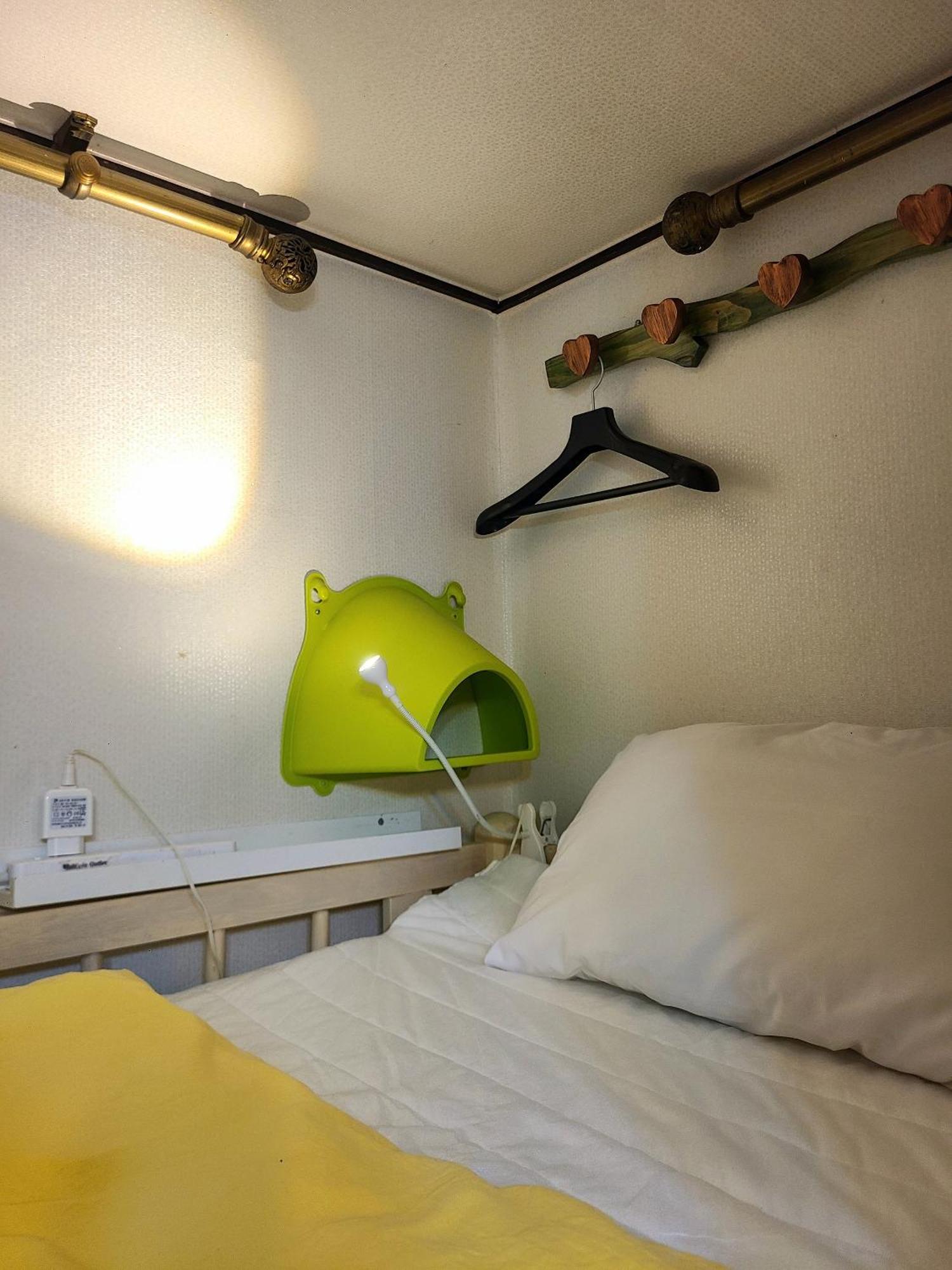 Apple Tree Guest house 2*