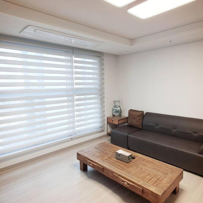 Glan House & Glan Store Pangsapuri Seoul