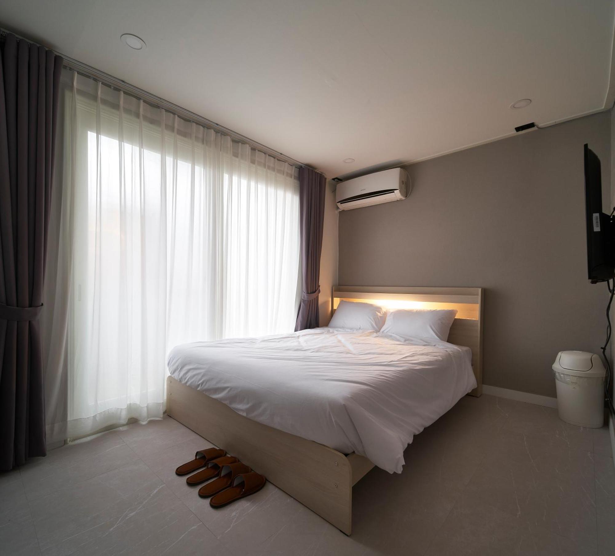 Jinsim House In Hongdea Apartment
