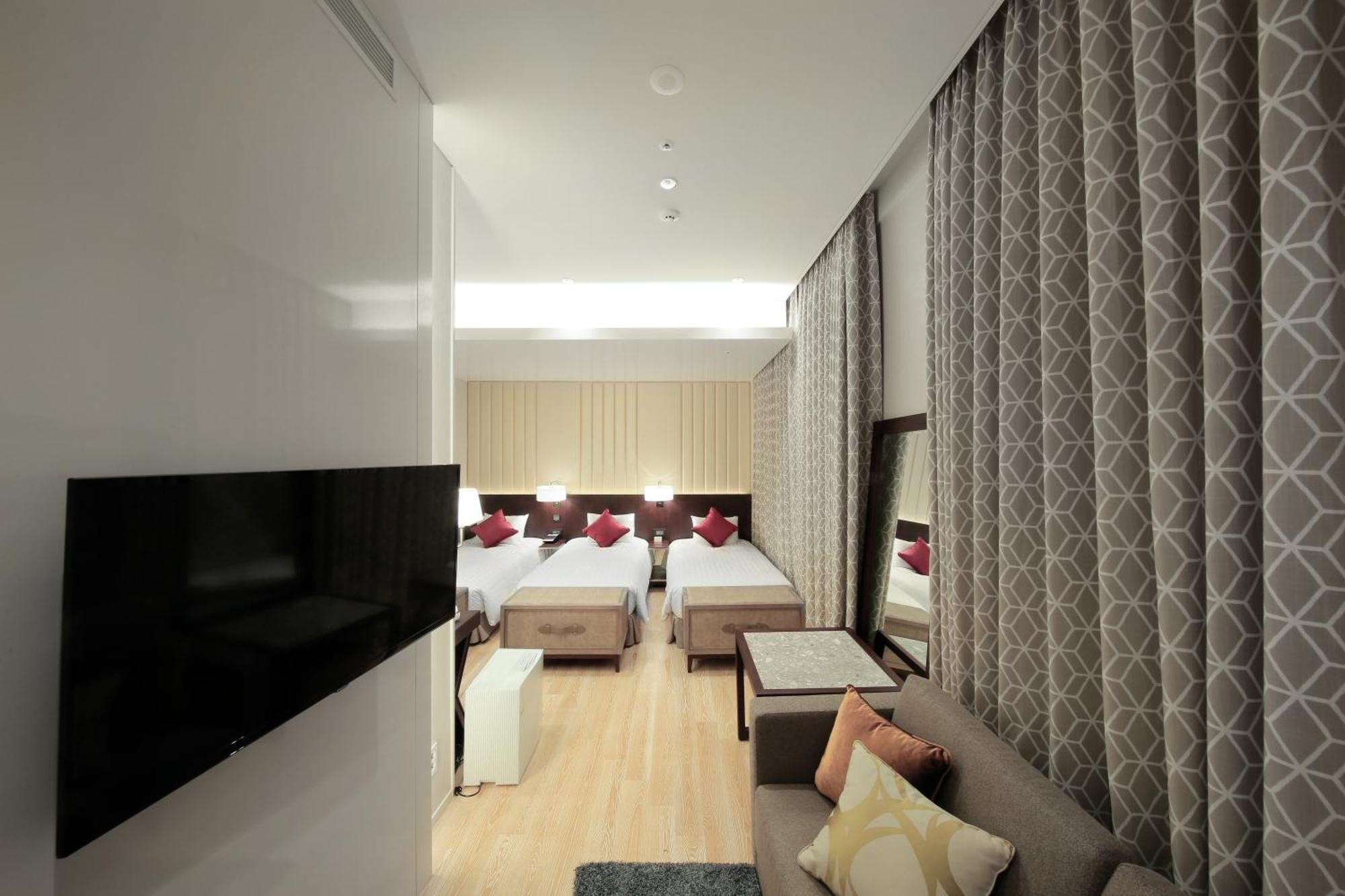 Solaria Nishitetsu Myeongdong Hotel