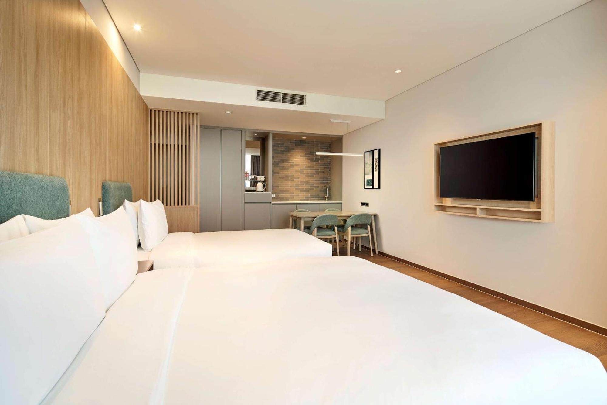 Hilton Garden Gangnam Hotel 4*