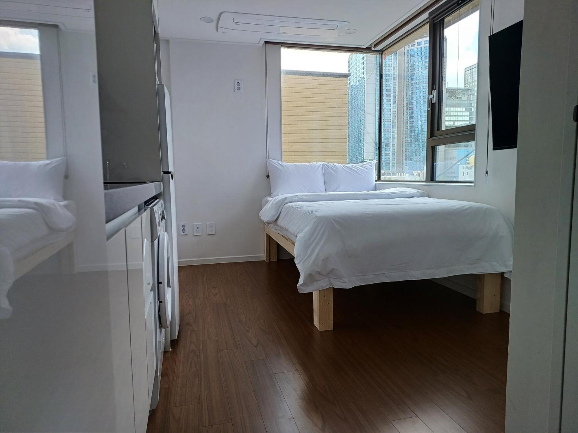 318 * Seoul