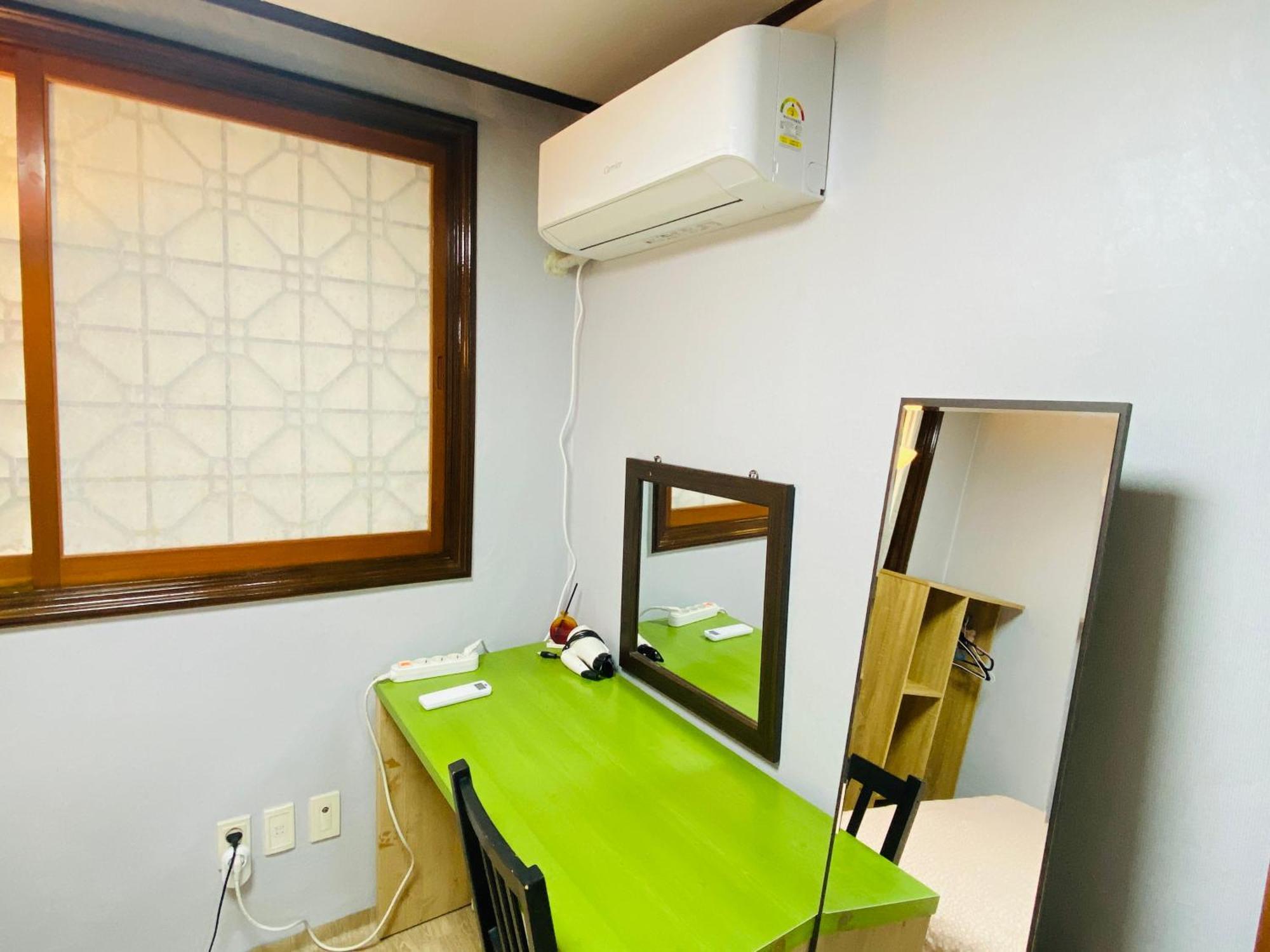 Villa Aroha House For Foreign Guests Only *