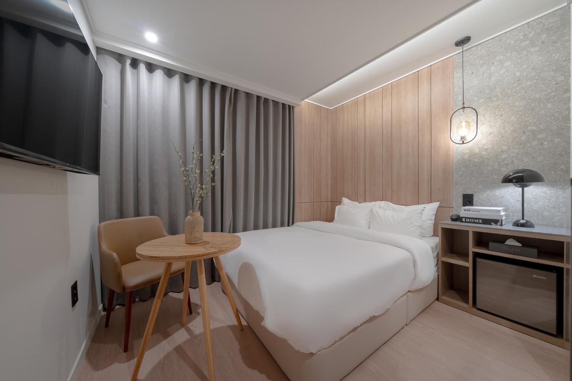 Glam Hotel Seoul