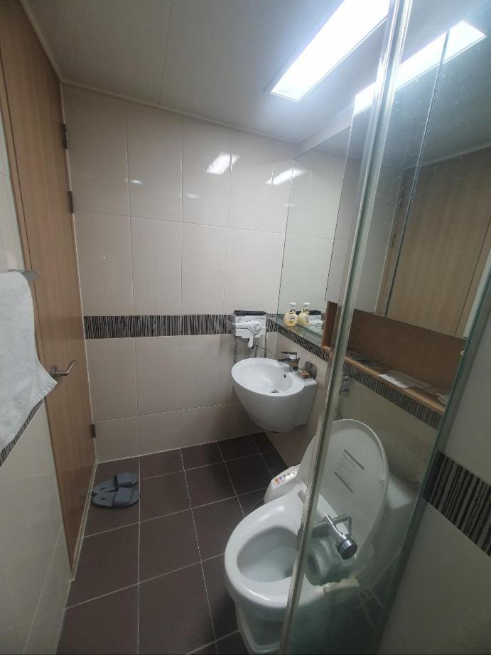 Apartment Station