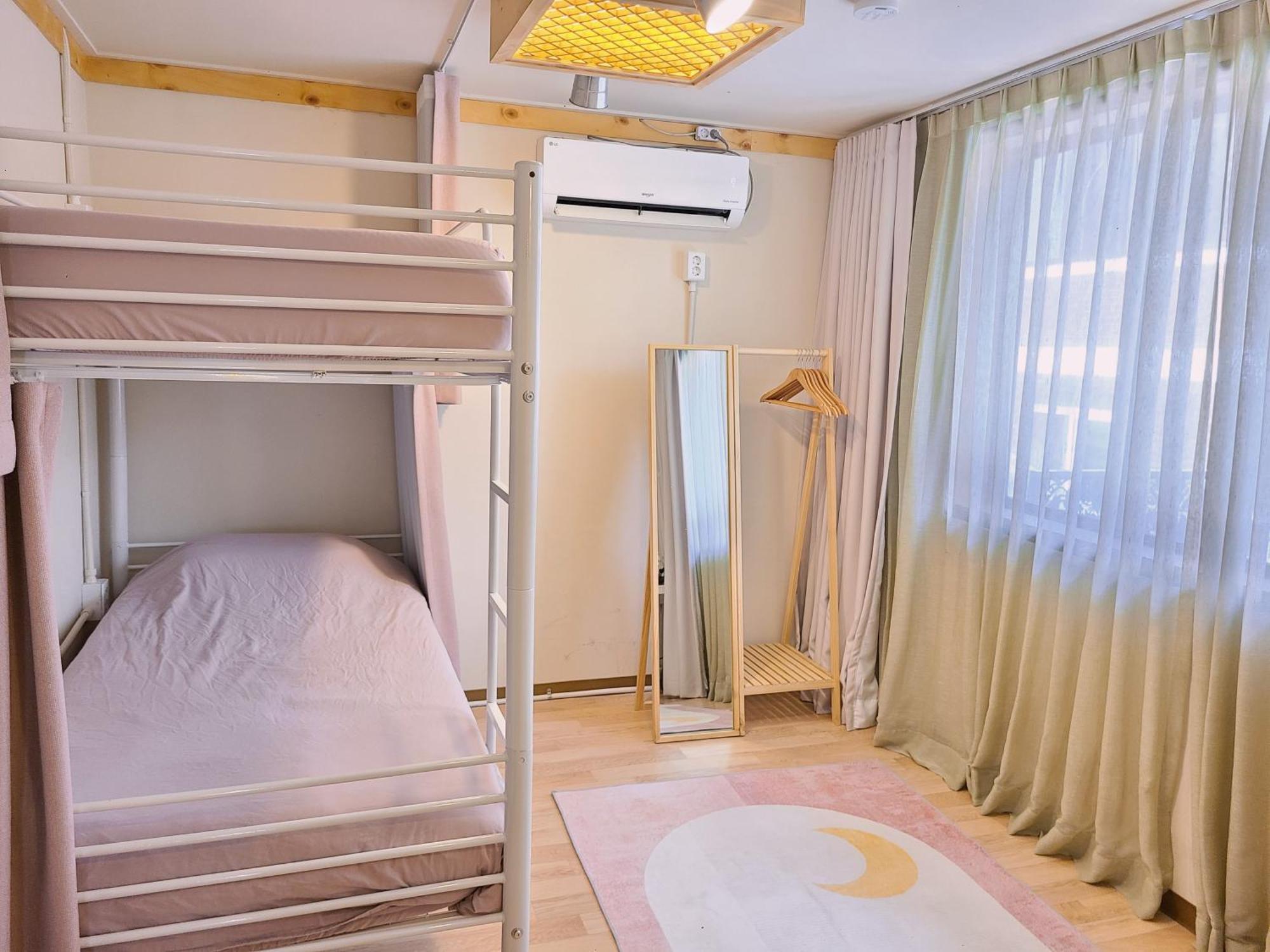 Batwo - For Foreigners Only Guest house *