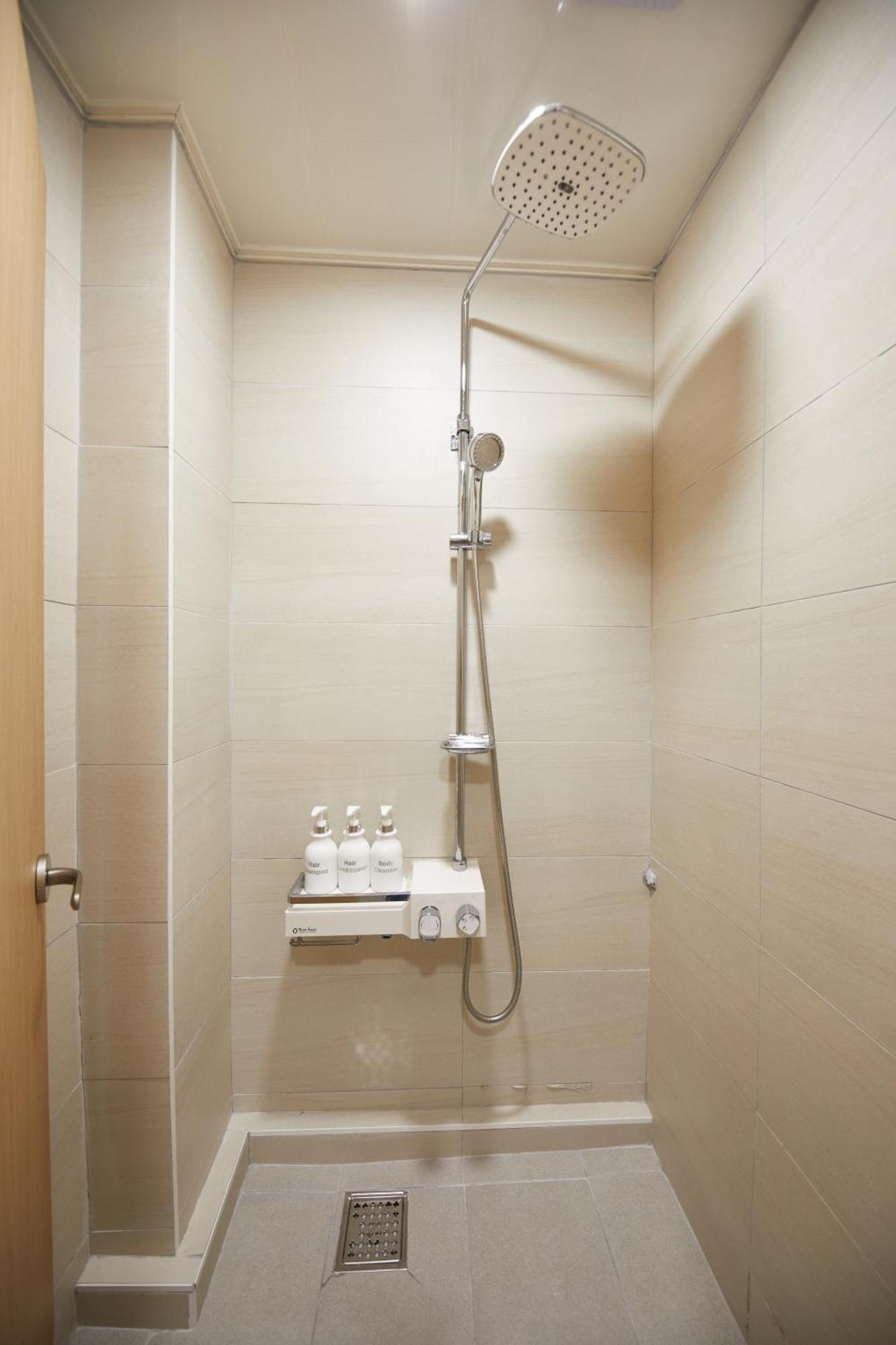 Albergue 123 *