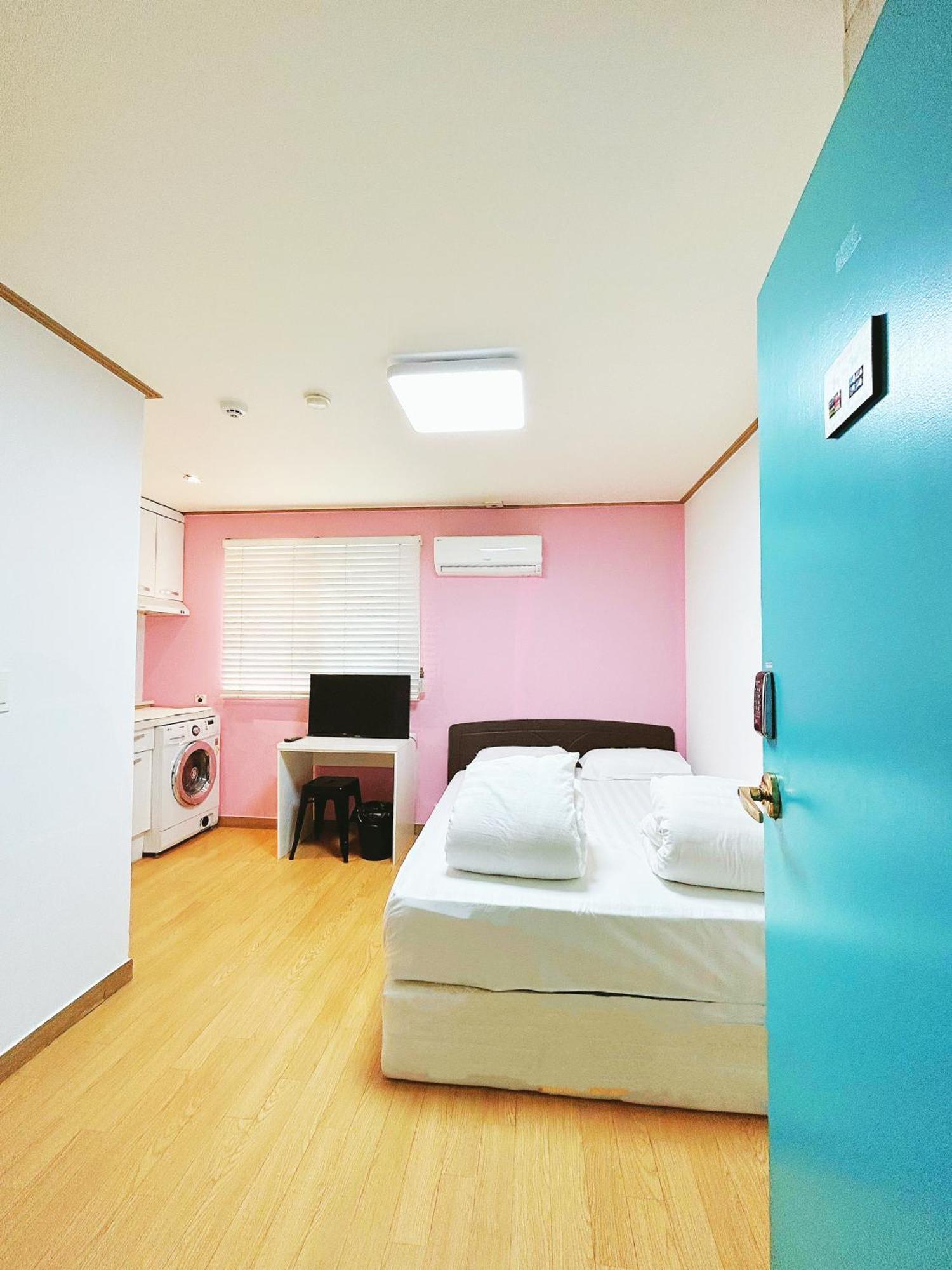 Sarang Dongdaemun Guest house Seoul