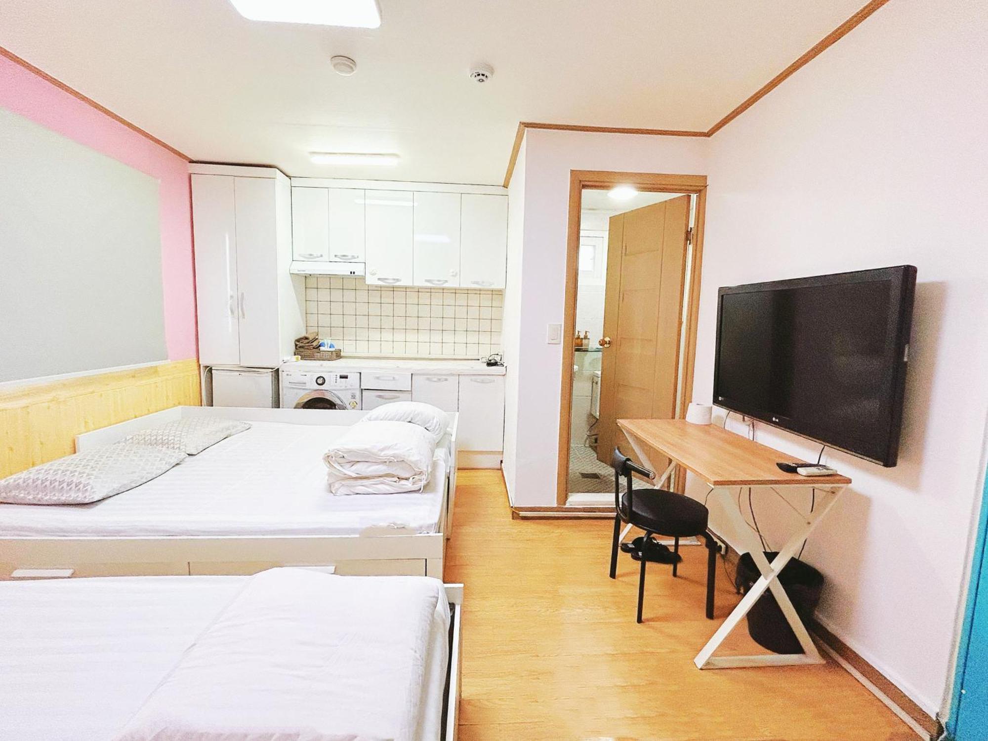 Sarang Dongdaemun Guest house Seoul