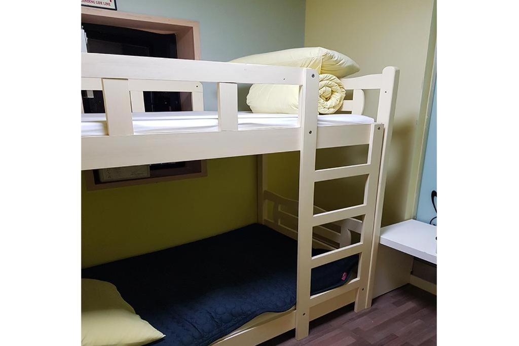 24 Sinchon Avenue Hostel Seoul