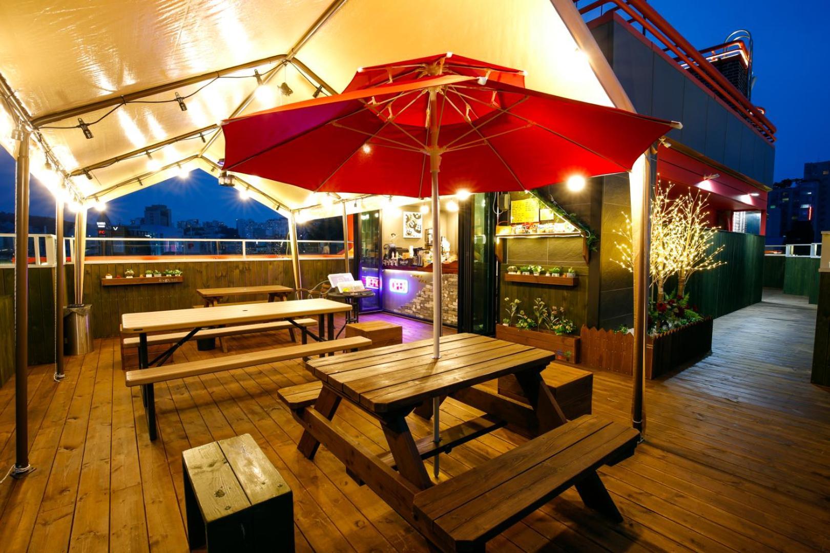 Hostel 24 Sinchon Avenue