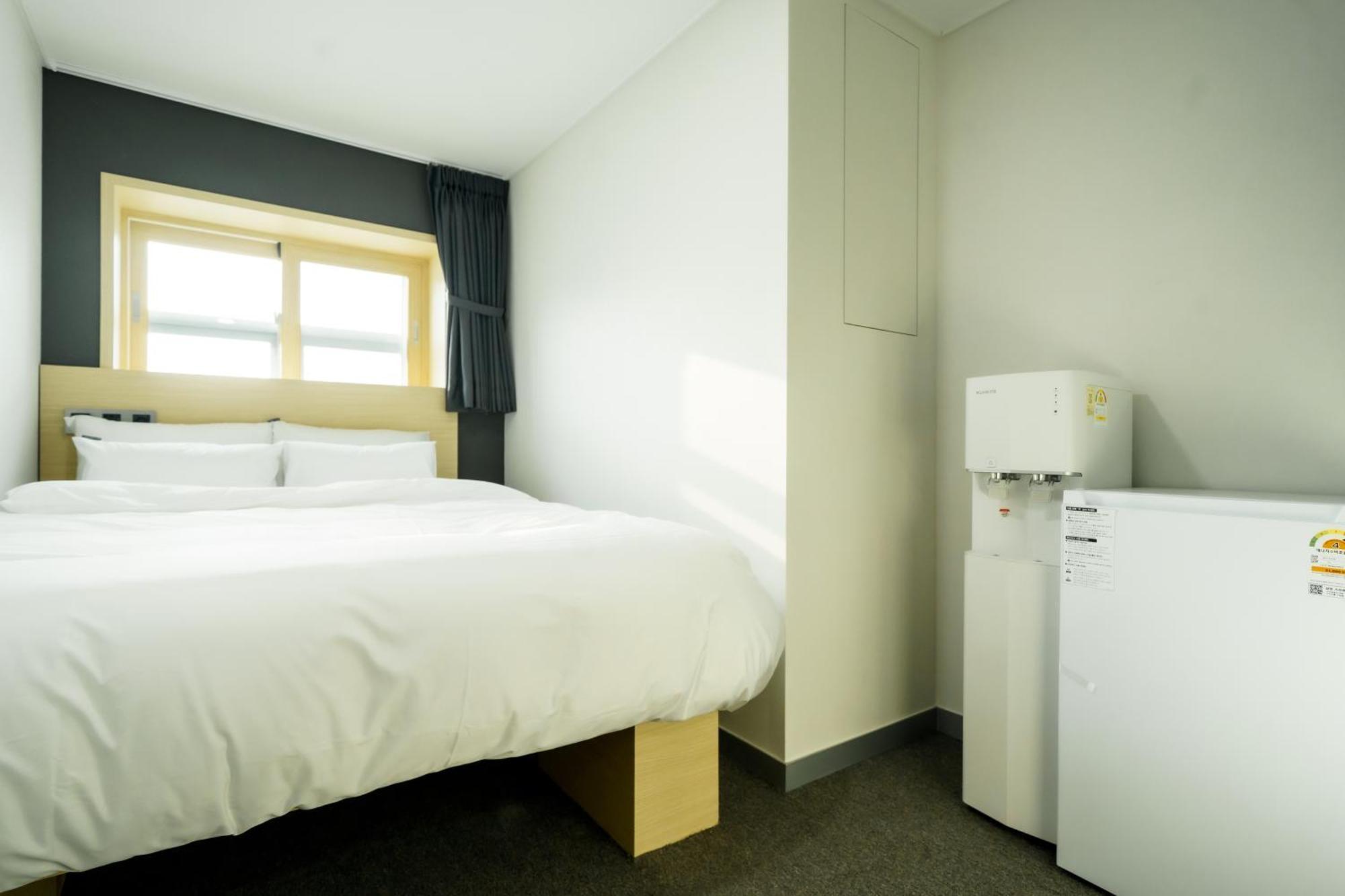 The Hue Myeongdong Guest house