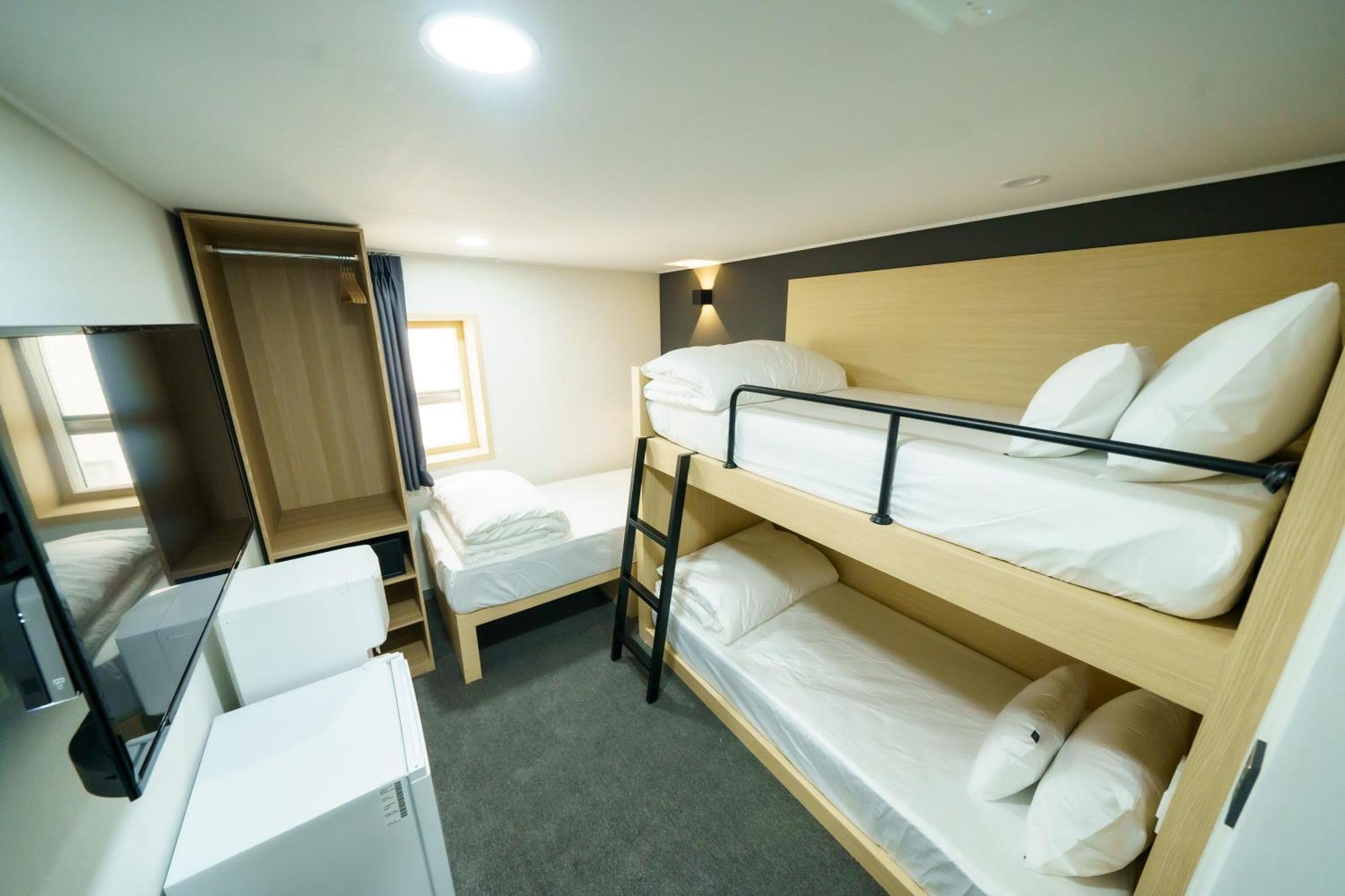 Guest house The Hue Myeongdong Seoul