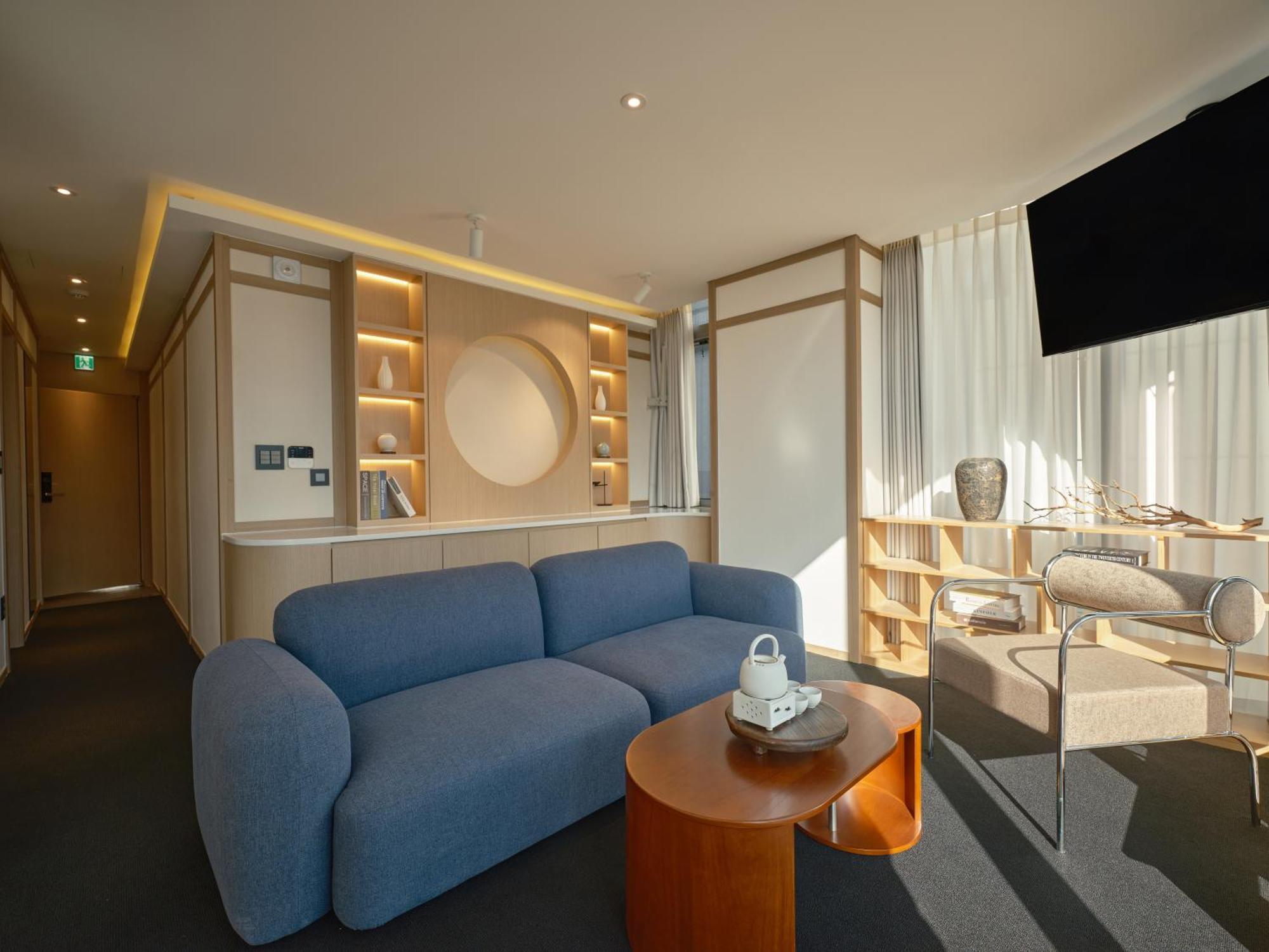 Uh The Hotel Seoul