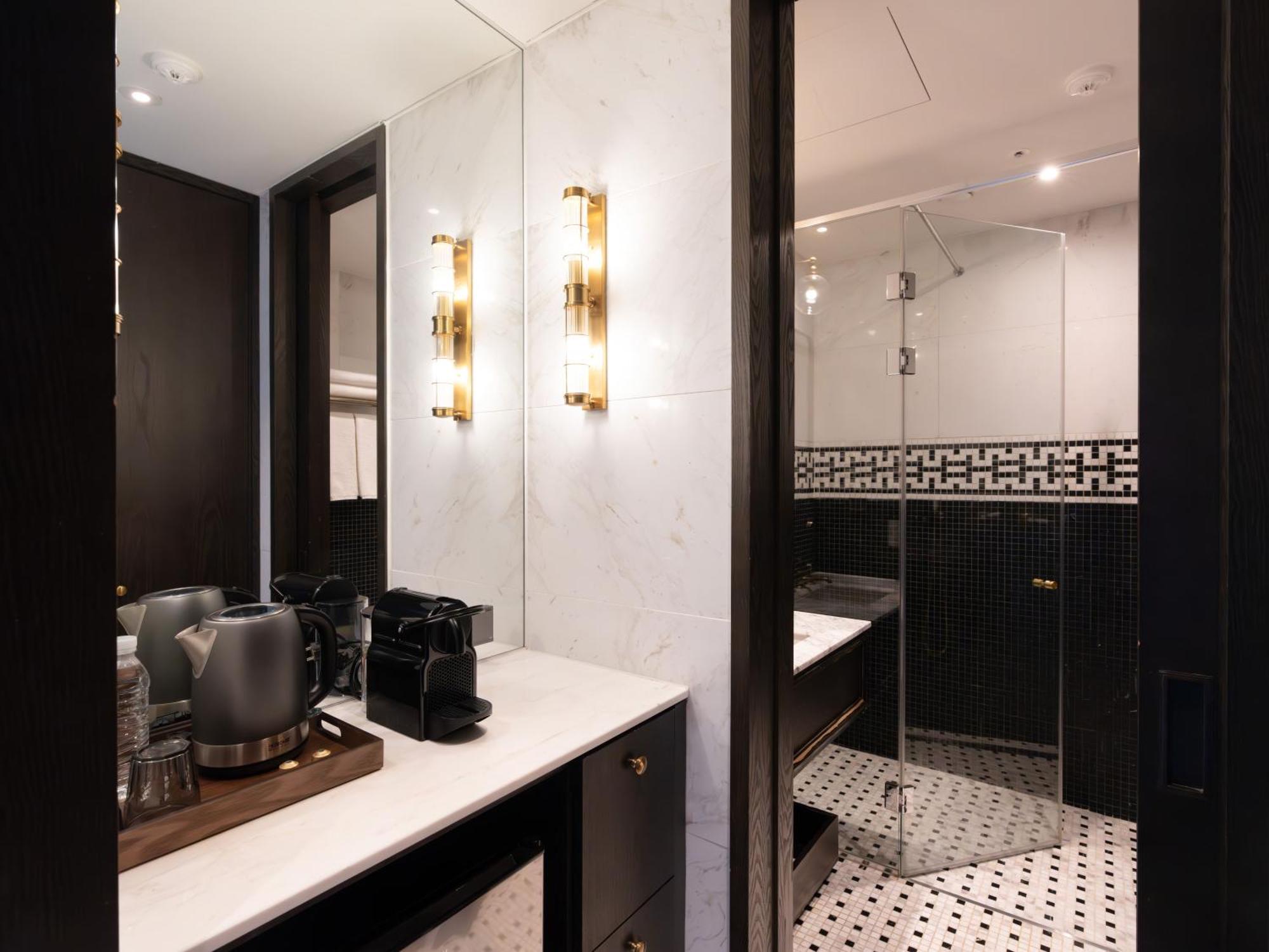 Crescendo Hotel