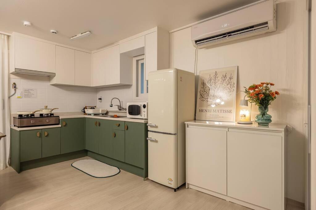 Green Stay Apartment *