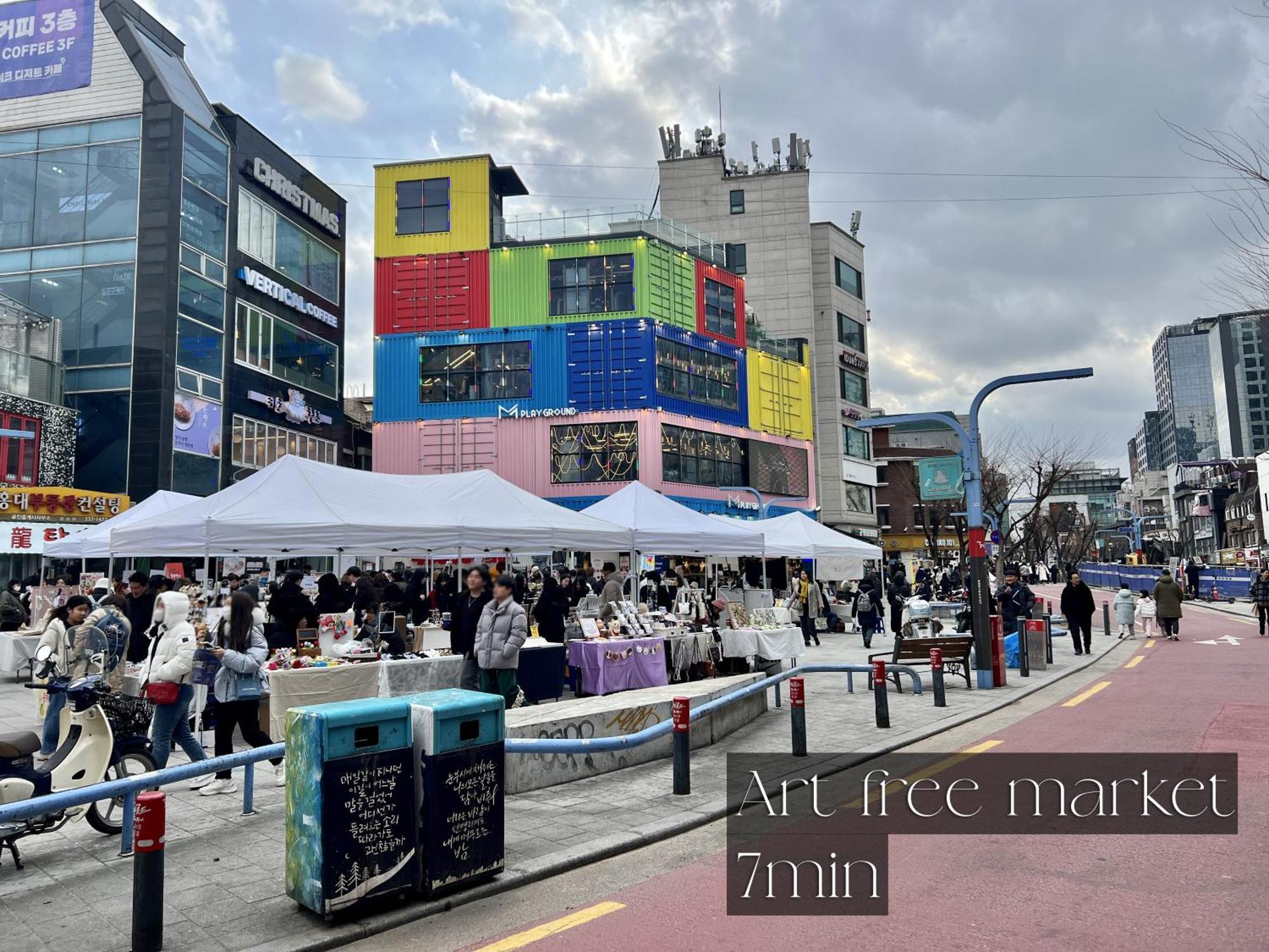 Hongdae Station 7min, Designer House Vila
