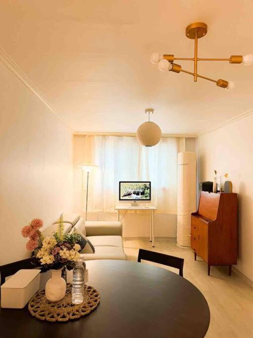 Apartment 6min To Mangwon Staion *