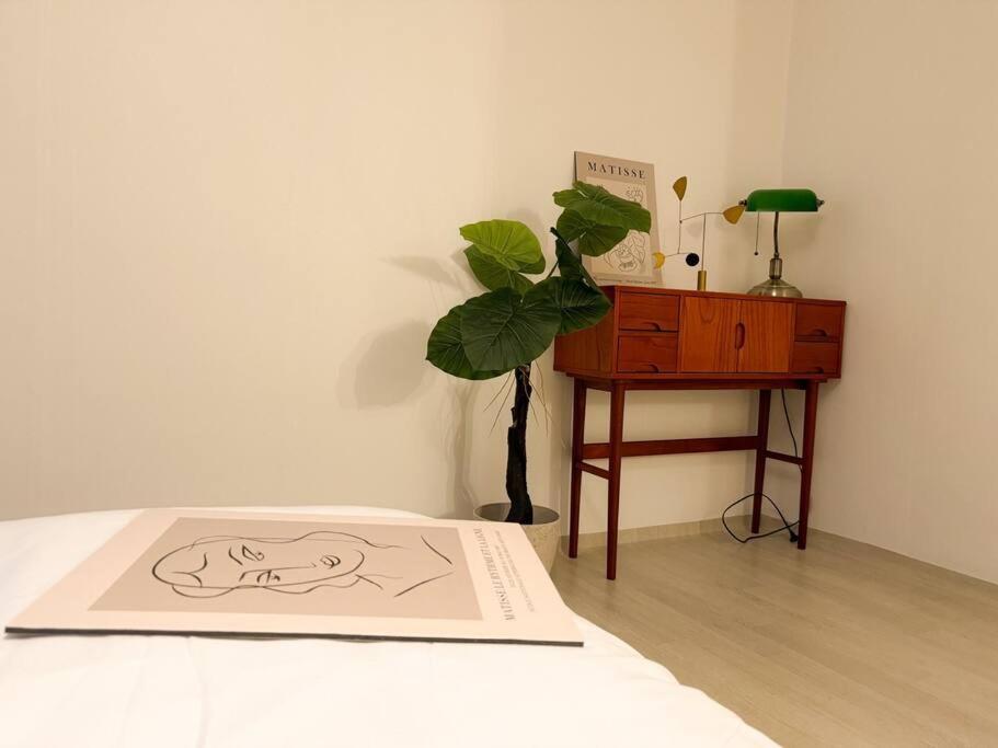 Apartment 6min To Mangwon Staion