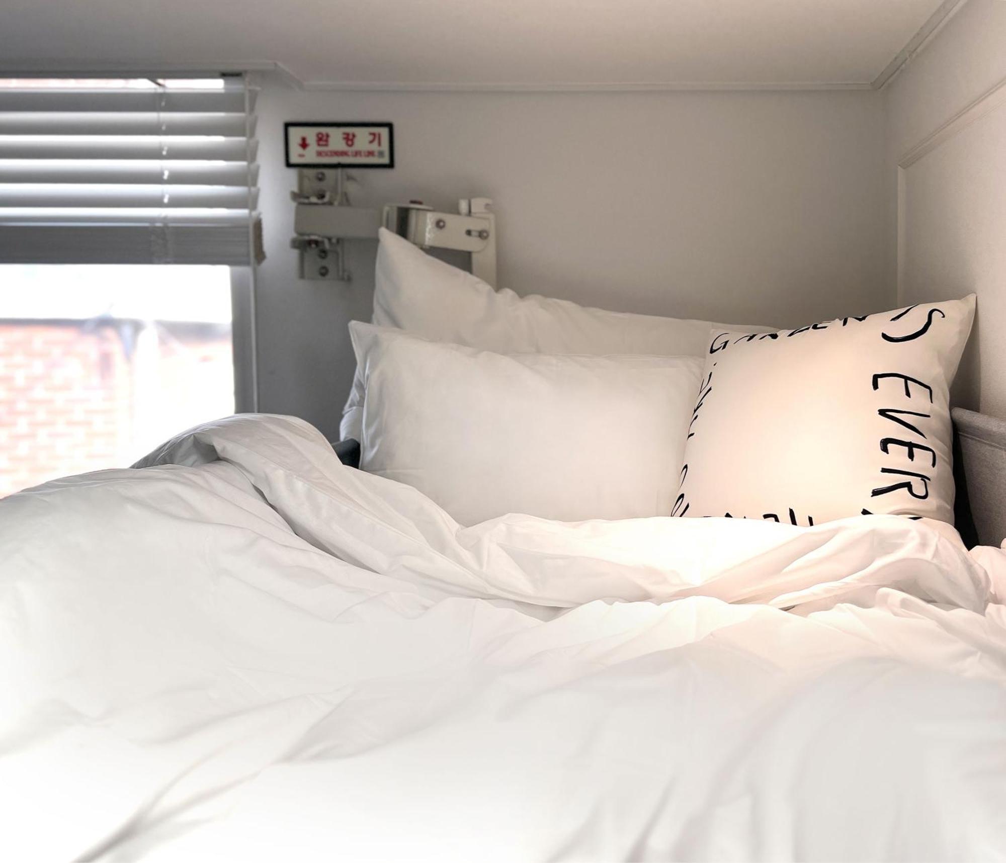 Hongdae Station 7min, Designer House Vila *
