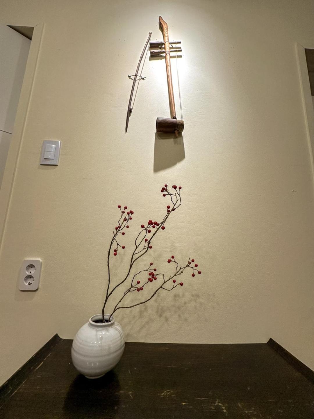 Yunseul- Garden House In The With Korean Beauty Seoul