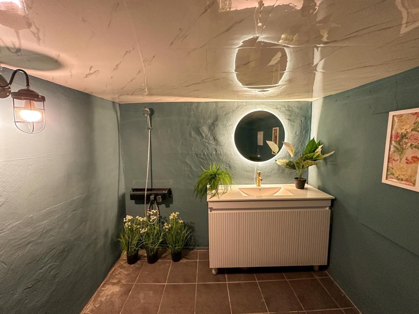 Yunseul- Garden House In The With Korean Beauty Holiday home *