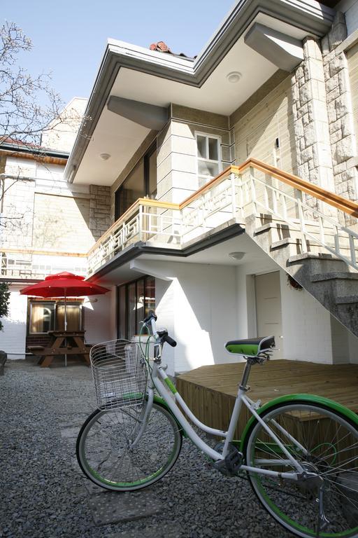 Hostel Birdsnest Hongdae Foreigner Only *
