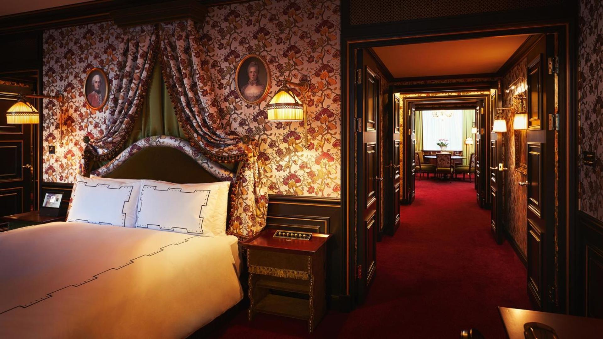 L'escape Hotel