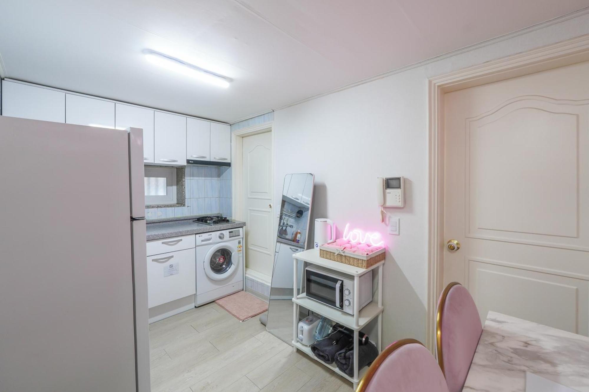 Apartamento Hongdae Hyoosik *