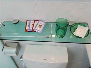 Hostel Oyo Myeongdong 2 *