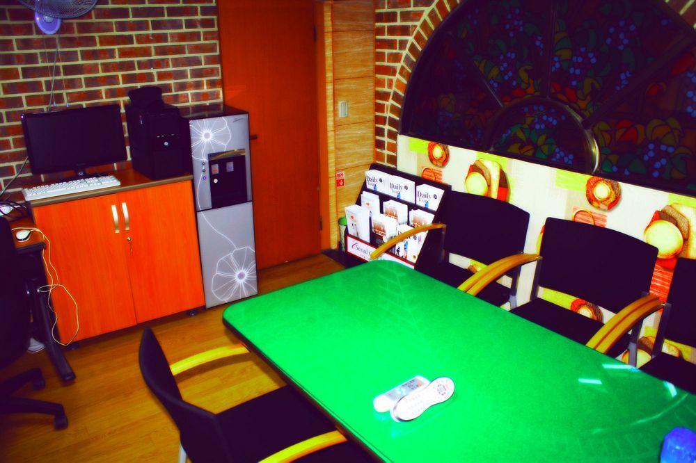 Hostel Oppa *