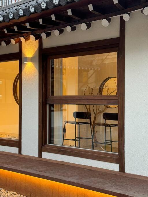 Hanok Near Station Holiday home Seoul
