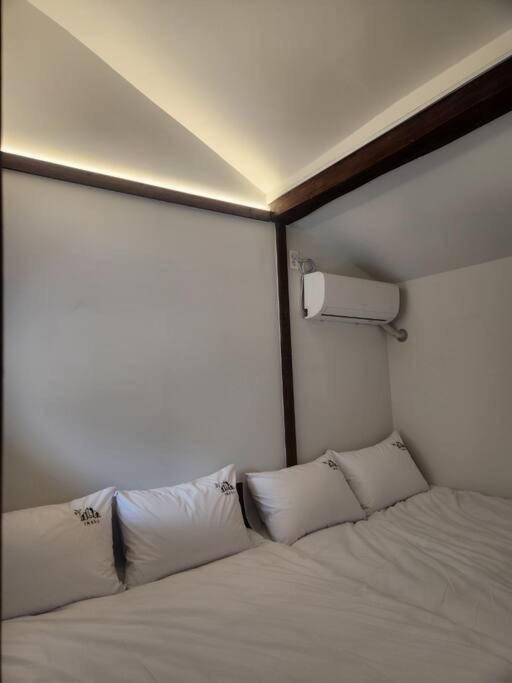 Holiday home Hanok Near Station *